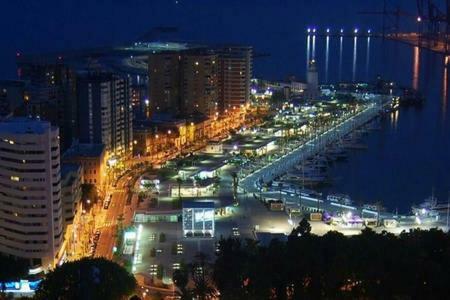 Apartamento Lujo Frente Al Mar Centro De Málaga Exterior foto